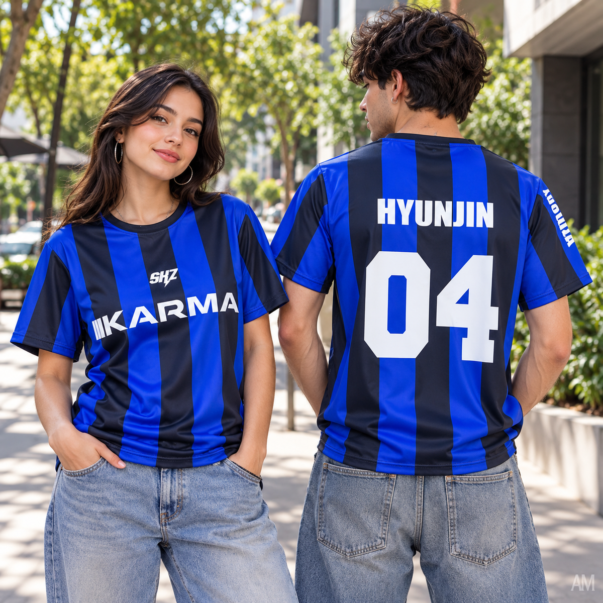 Camiseta Stray Kids Hyunjin 04 Karma, frente y espalda