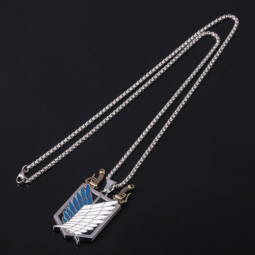 collar shingeki con espadas - amplitudmodulada