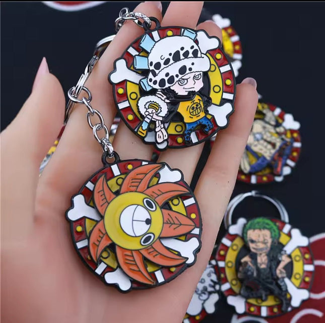 Llaveros metalicos moviles de One Piece - amplitudmodulada