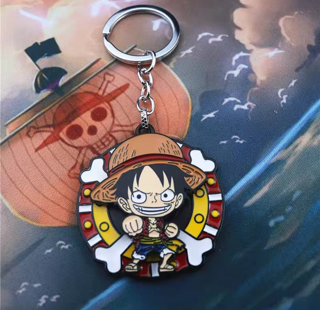 Llaveros metalicos moviles de One Piece - amplitudmodulada