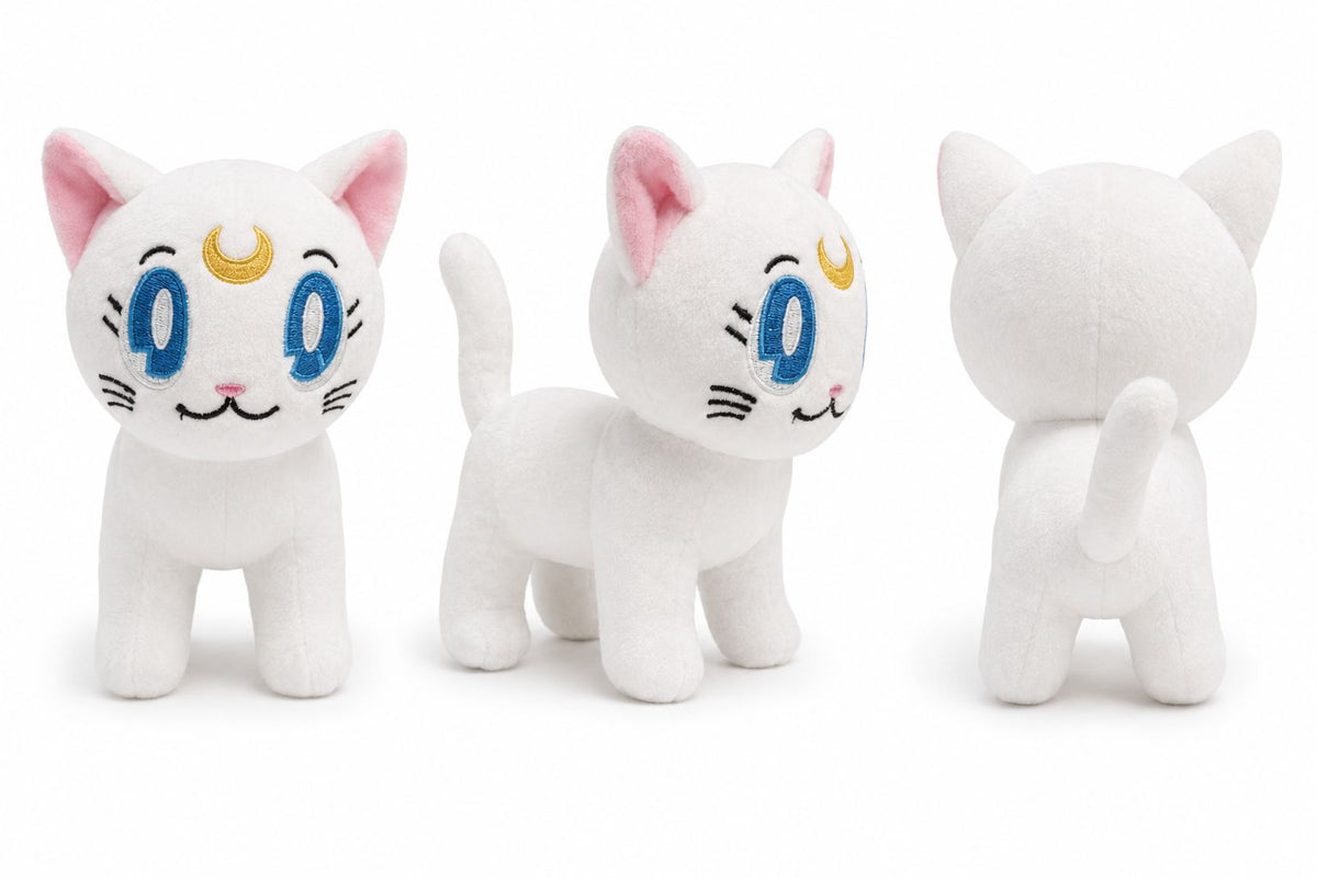 Peluche Artemis Sailor Moon - amplitudmodulada