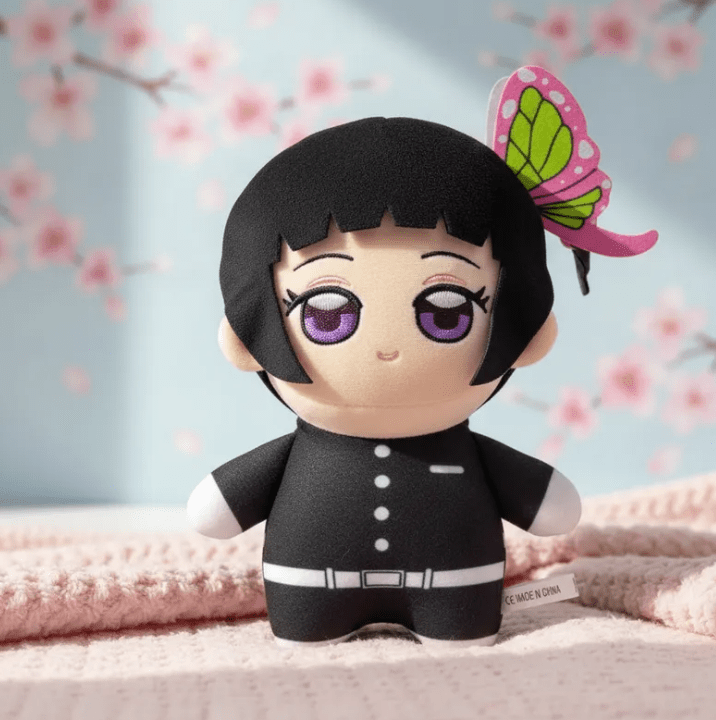 Peluche kanao Demon Slayer 25cm - amplitudmodulada