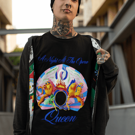 Polera de Queen A Night at the Opera - amplitudmodulada