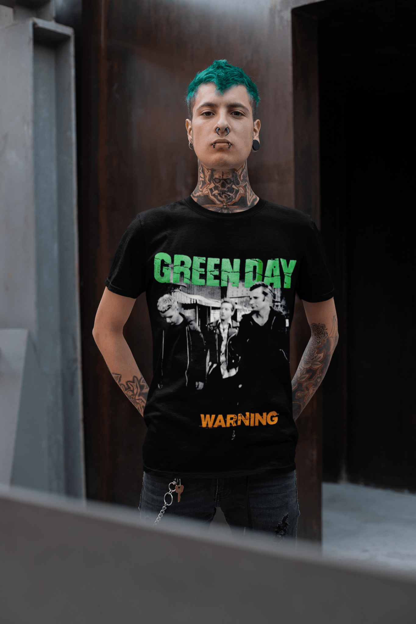 Polera Warning Green Day - amplitudmodulada