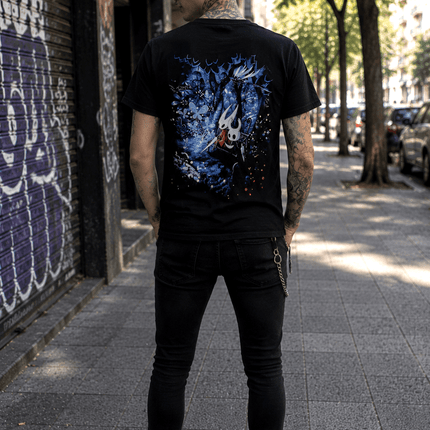 Polera Hollow Knight SilkSong - amplitudmodulada