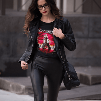 Polera Inflames Colony - amplitudmodulada