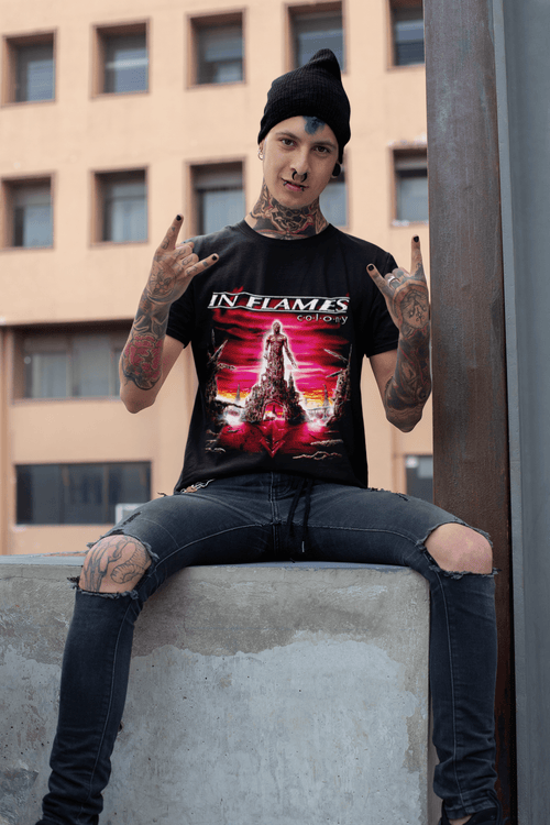 Polera Inflames Colony - amplitudmodulada