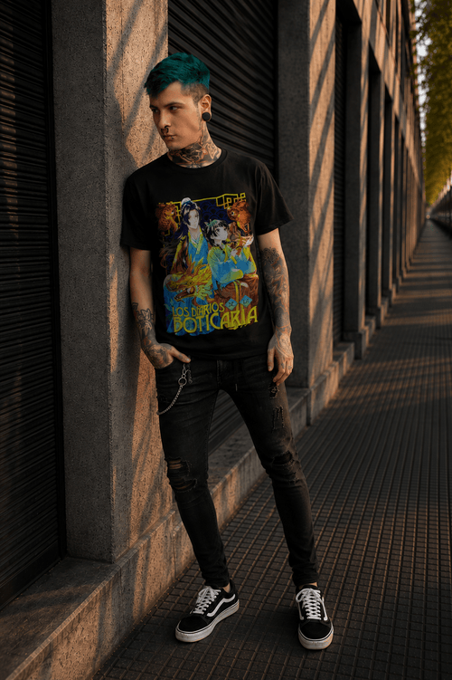 Polera Los Diarios de la Boticaria - amplitudmodulada
