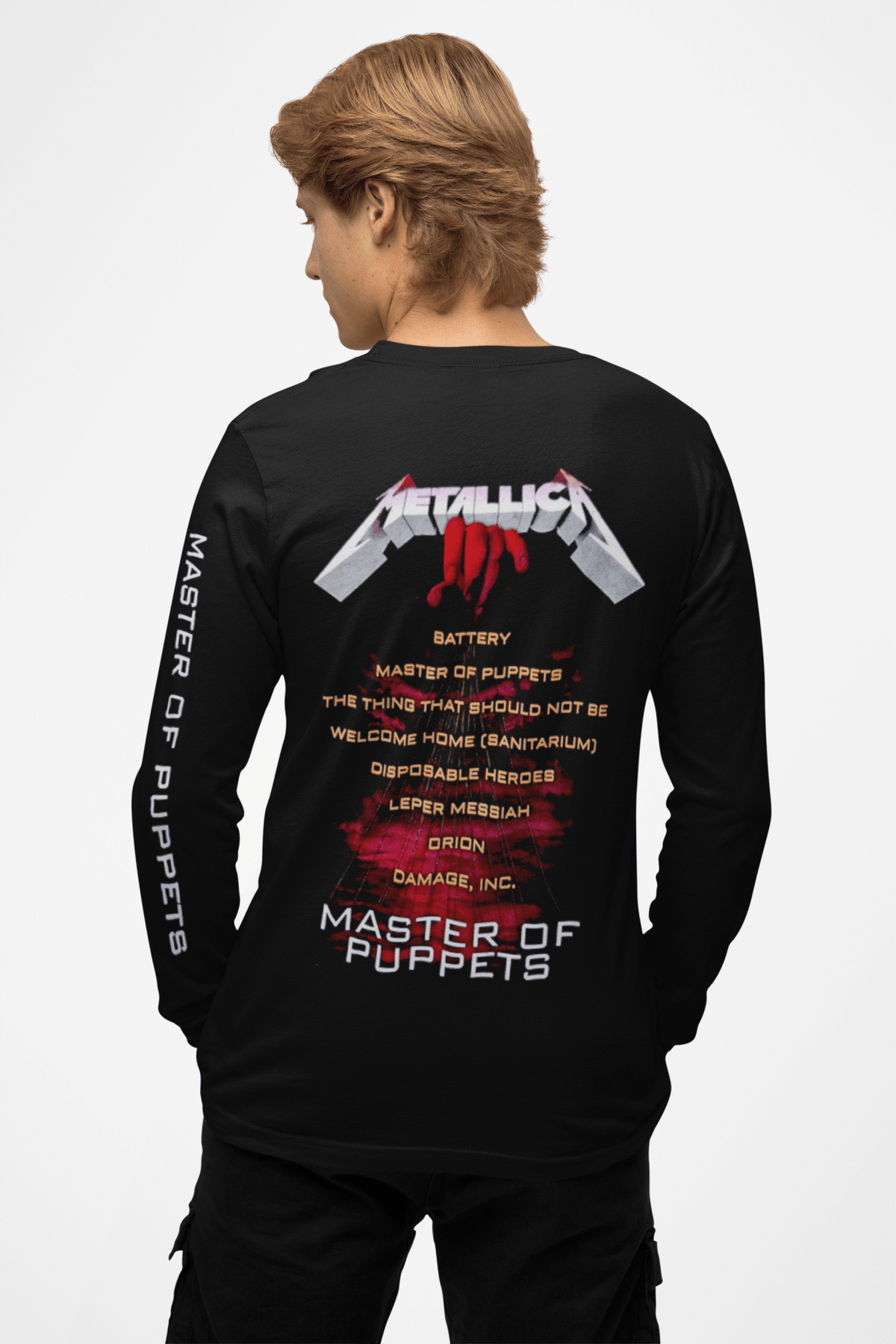 Polera Master Of Puppets Manga Larga - amplitudmodulada
