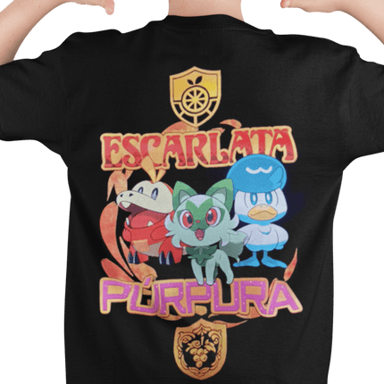 Polera Pokemon purpura Escarlata - amplitudmodulada