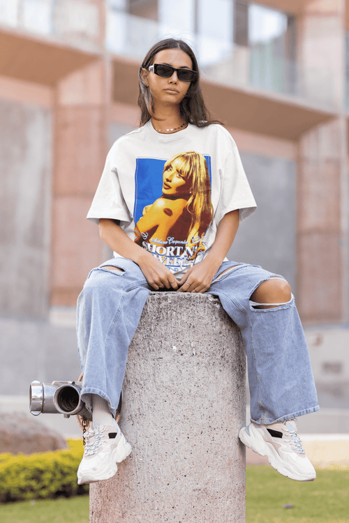 Polera Sabrina Carpenter Short n Sweet - amplitudmodulada